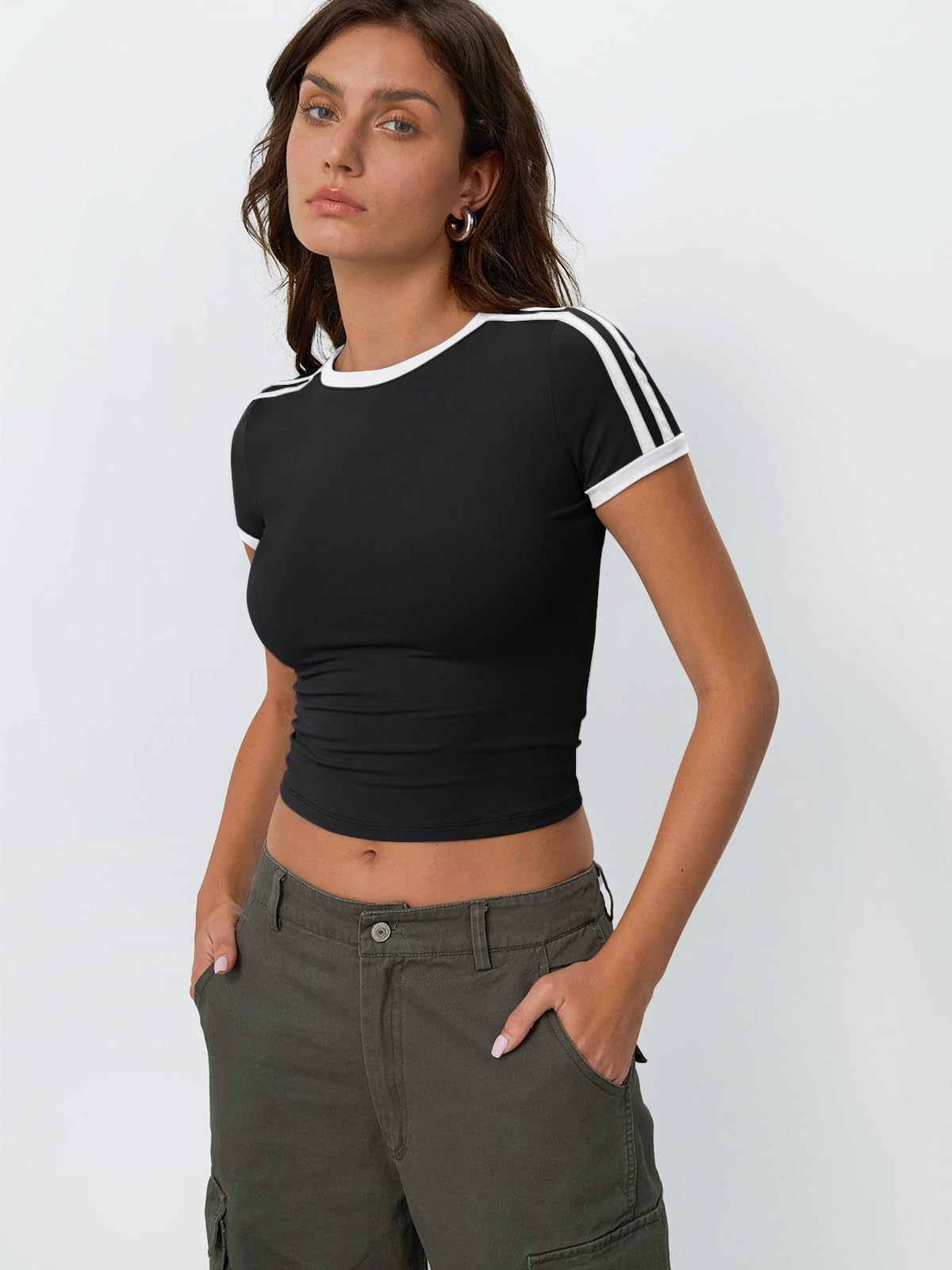 Black colorblock short-sleeved top (1)